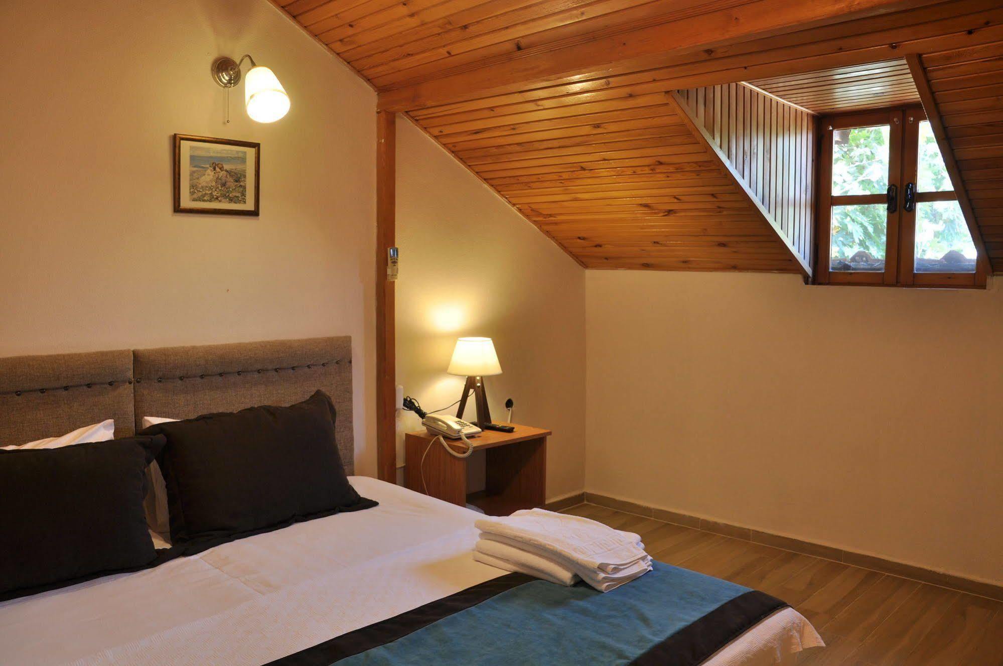 Assos Hunters Hotel (Adults Only) Extérieur photo